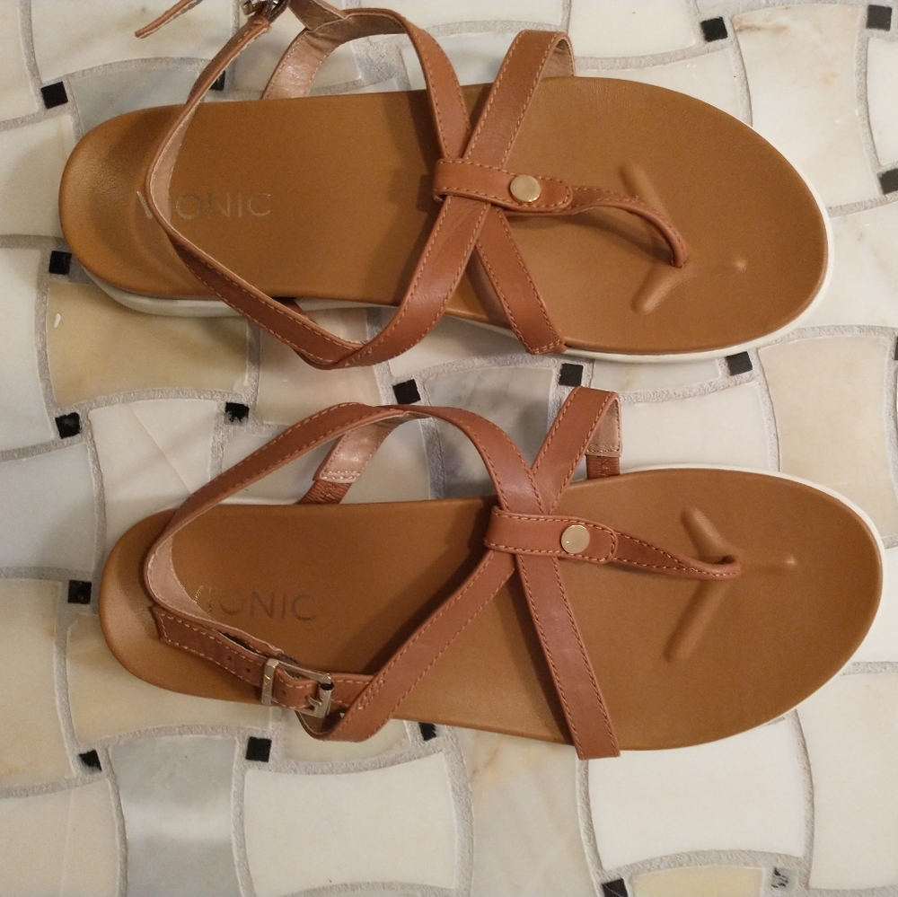 Vionic strappy sandals